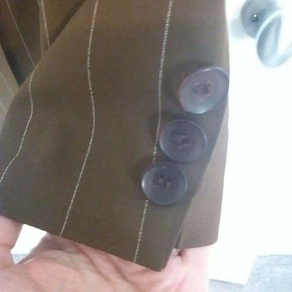 Blu's brown pin striped pant suit - Picture 7 of 8